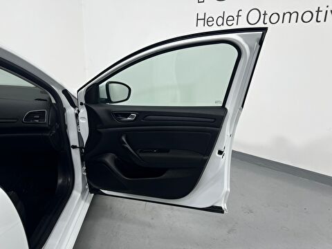 renault, megane, sedan 1.3 tce joy comfort edc, otomatik, benzin 2.el otomobil | renew 32