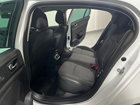 renault, megane, sedan 1.3 tce joy comfort edc, otomatik, benzin 2.el otomobil | renew 29