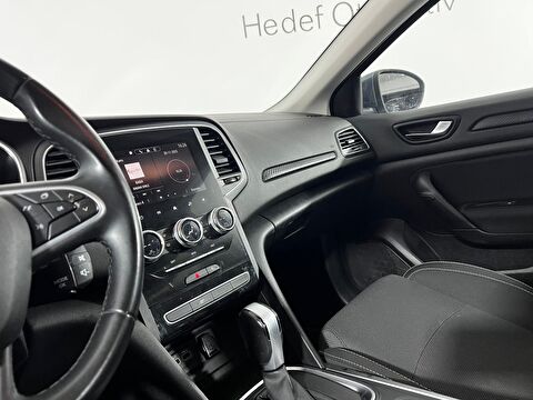 renault, megane, sedan 1.3 tce touch edc, otomatik, benzin 2.el otomobil | renew 30