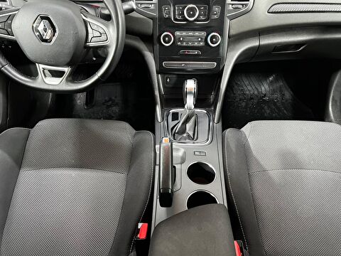 renault, megane, sedan 1.3 tce joy comfort edc, otomatik, benzin 2.el otomobil | renew 25