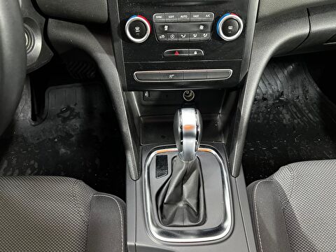 renault, megane, sedan 1.3 tce joy comfort edc, otomatik, benzin 2.el otomobil | renew 22