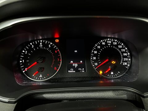 renault, megane, sedan 1.3 tce joy comfort edc, otomatik, benzin 2.el otomobil | renew 27