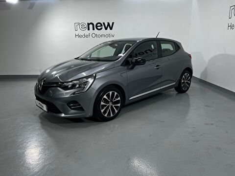 Hatchback 1.0 TCe Touch, 2. el otomobil | renew