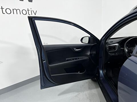 kia, stonic, suv 1.4 mpı cool otomatik, otomatik, benzin 2.el otomobil | renew 32
