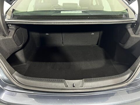 renault, megane, sedan 1.3 tce touch edc, otomatik, benzin 2.el otomobil | renew 40