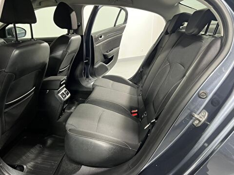 renault, megane, sedan 1.3 tce touch edc, otomatik, benzin 2.el otomobil | renew 31