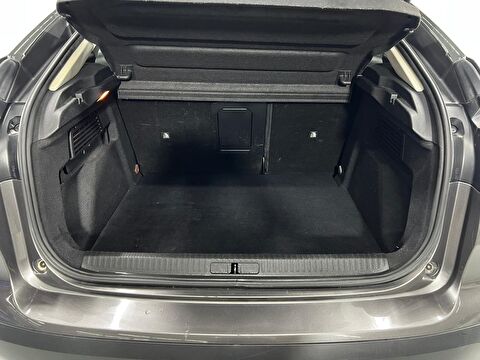 citroen, c4, hatchback 1.2 puretech shine eat8, otomatik, benzin 2.el otomobil | renew 37