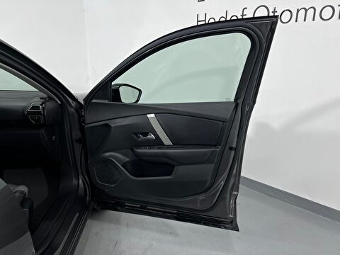 citroen, c4, hatchback 1.2 puretech shine eat8, otomatik, benzin 2.el otomobil | renew 32