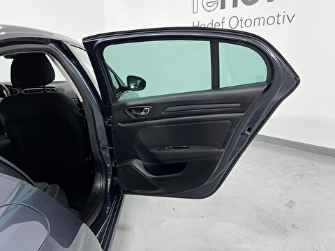 renault, megane, sedan 1.3 tce joy comfort edc, otomatik, benzin 2.el otomobil | renew 32