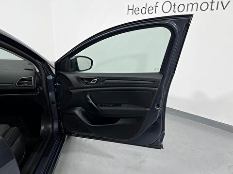 renault, megane, sedan 1.3 tce joy comfort edc, otomatik, benzin 2.el otomobil | renew 31