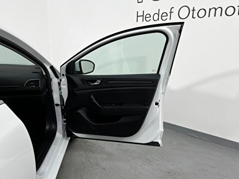 renault, megane, sedan 1.3 tce touch edc, otomatik, benzin 2.el otomobil | renew 38