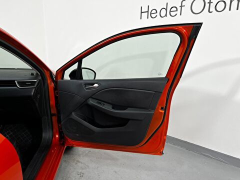 renault, clio, hatchback 1.0 tce touch, manuel, benzin 2.el otomobil | renew 37