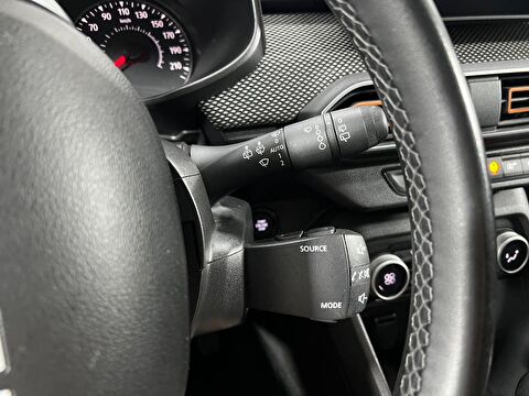 dacia, sandero, hatchback 1.0 tce stepway expression cvt, otomatik, benzin 2.el otomobil | renew 26