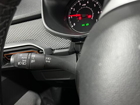 dacia, sandero, hatchback 1.0 tce stepway expression cvt, otomatik, benzin 2.el otomobil | renew 25