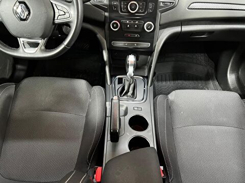 renault, megane, sedan 1.3 tce joy edc, otomatik, benzin 2.el otomobil | renew 27