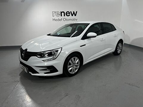 Sedan 1.3 TCe Joy Comfort EDC, 2. el otomobil | renew