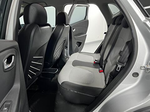 renault, captur, crossover 1.2 turbo ıcon edc, otomatik, benzin 2.el otomobil | renew 33