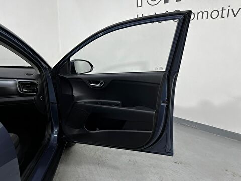 kia, stonic, 1.4 mpı cool, otomatik, benzin 2.el otomobil | renew 36