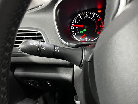 renault, megane, sedan 1.3 tce joy edc, otomatik, benzin 2.el otomobil | renew 30