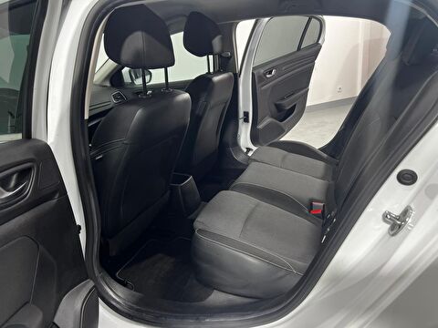 renault, megane, sedan 1.3 tce joy, manuel, benzin 2.el otomobil | renew 28