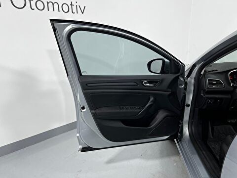 renault, megane, sedan 1.3 tce touch edc, otomatik, benzin 2.el otomobil | renew 22
