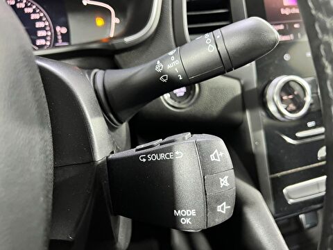 renault, megane, sedan 1.3 tce touch edc, otomatik, benzin 2.el otomobil | renew 30