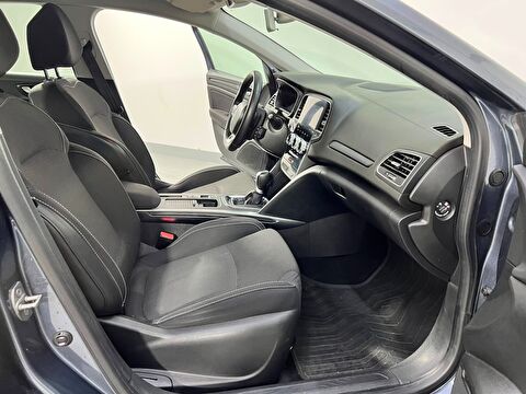 renault, megane, sedan 1.3 tce touch edc, otomatik, benzin 2.el otomobil | renew 32