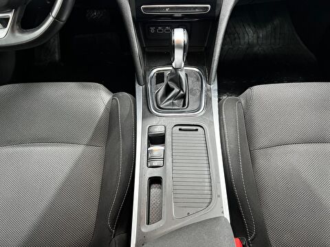 renault, megane, sedan 1.3 tce touch edc, otomatik, benzin 2.el otomobil | renew 32