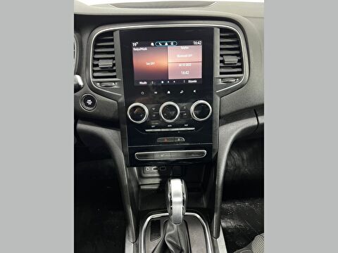 renault, megane, sedan 1.3 tce touch edc, otomatik, benzin 2.el otomobil | renew 29