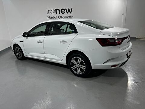renault, megane, sedan 1.3 tce touch edc, otomatik, benzin 2.el otomobil | renew 17