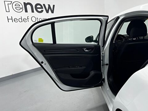 renault, megane, sedan 1.3 tce touch edc, otomatik, benzin 2.el otomobil | renew 43