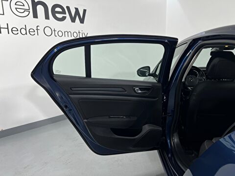 renault, megane, sedan 1.3 tce touch edc, otomatik, benzin 2.el otomobil | renew 39