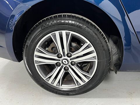 renault, megane, sedan 1.3 tce touch edc, otomatik, benzin 2.el otomobil | renew 43