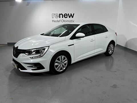 Sedan 1.3 TCe Joy Comfort EDC, 2. el otomobil | renew