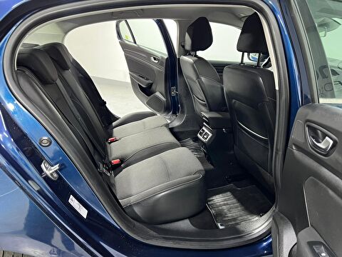 renault, megane, sedan 1.3 tce touch edc, otomatik, benzin 2.el otomobil | renew 33