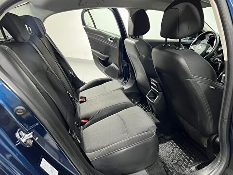 renault, megane, sedan 1.3 tce joy edc, otomatik, benzin 2.el otomobil | renew 30