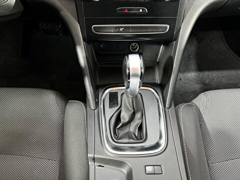 renault, megane, sedan 1.3 tce joy edc, otomatik, benzin 2.el otomobil | renew 21