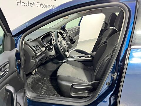 renault, megane, sedan 1.3 tce touch edc, otomatik, benzin 2.el otomobil | renew 32