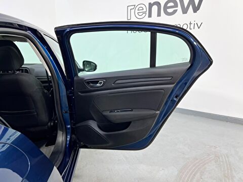 renault, megane, sedan 1.3 tce touch edc, otomatik, benzin 2.el otomobil | renew 31
