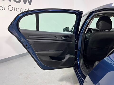 renault, megane, sedan 1.3 tce touch edc, otomatik, benzin 2.el otomobil | renew 30