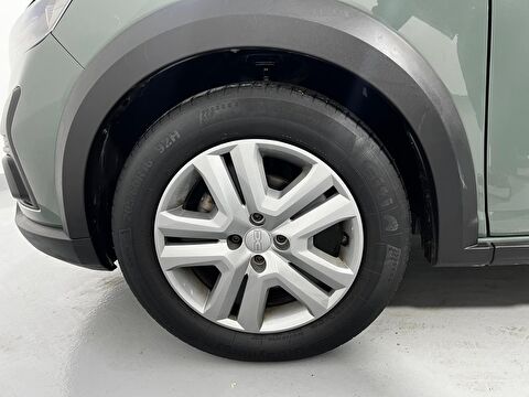 dacia, sandero, hatchback 1.0 tce stepway essential, manuel, benzin 2.el otomobil | renew 35