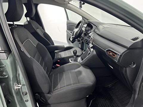 dacia, sandero, hatchback 1.0 tce stepway essential, manuel, benzin 2.el otomobil | renew 27