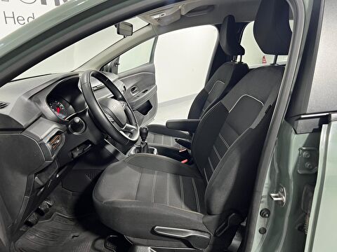 dacia, sandero, hatchback 1.0 tce stepway essential, manuel, benzin 2.el otomobil | renew 21