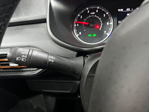 dacia, sandero, hatchback 1.0 tce stepway essential, manuel, benzin 2.el otomobil | renew 24