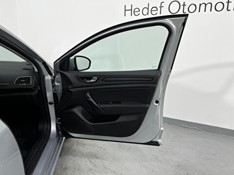 renault, megane, sedan 1.3 tce touch edc, otomatik, benzin 2.el otomobil | renew 38