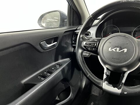 kia, stonic, suv 1.4 mpı business otomatik, otomatik, benzin 2.el otomobil | renew 25