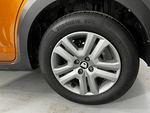 dacia, sandero, hatchback 1.0 tce eco-g stepway comfort, manuel, benzin + lpg 2.el otomobil | renew 42