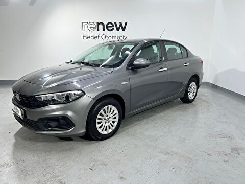 Sedan 1.3 MultiJet Easy, 2. el otomobil | renew