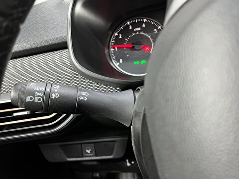 dacia, sandero stepway, sandero 1.0 turbo stepway comfort x-tronic, otomatik, benzin 2.el otomobil | renew 29