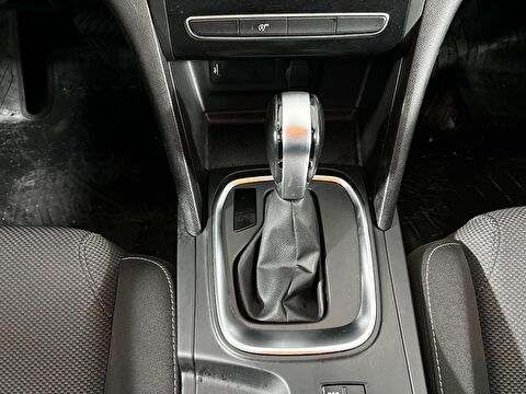 renault, megane, sedan 1.3 tce joy comfort edc, otomatik, benzin 2.el otomobil | renew 25